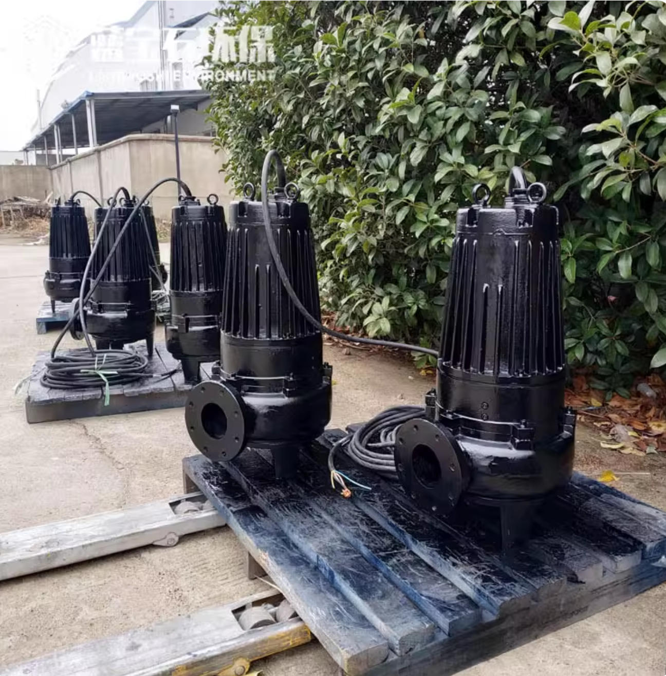 南京藍(lán)寶石環(huán)保有限公司與寧波某公司成功達(dá)成戰(zhàn)略合作，WQ型潛水排污泵助力高效污水處理